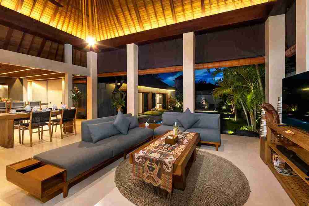 Our Garden Suites feature a king size bed, walk-in wardrobe, luxury bathroom and living area with bespoke work desk.